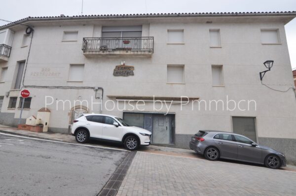Edificio de uso mixto En venta Calle d'En Florenci Gustems, Mediona